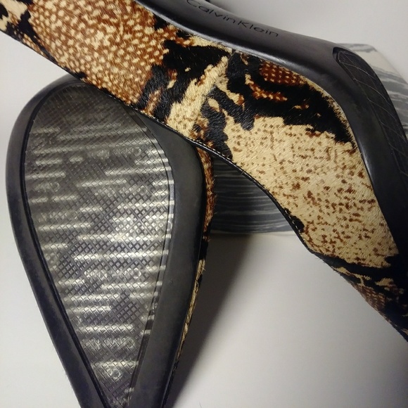 Calvin Klein Dolly Leopard Pumps - Picture 1 of 8